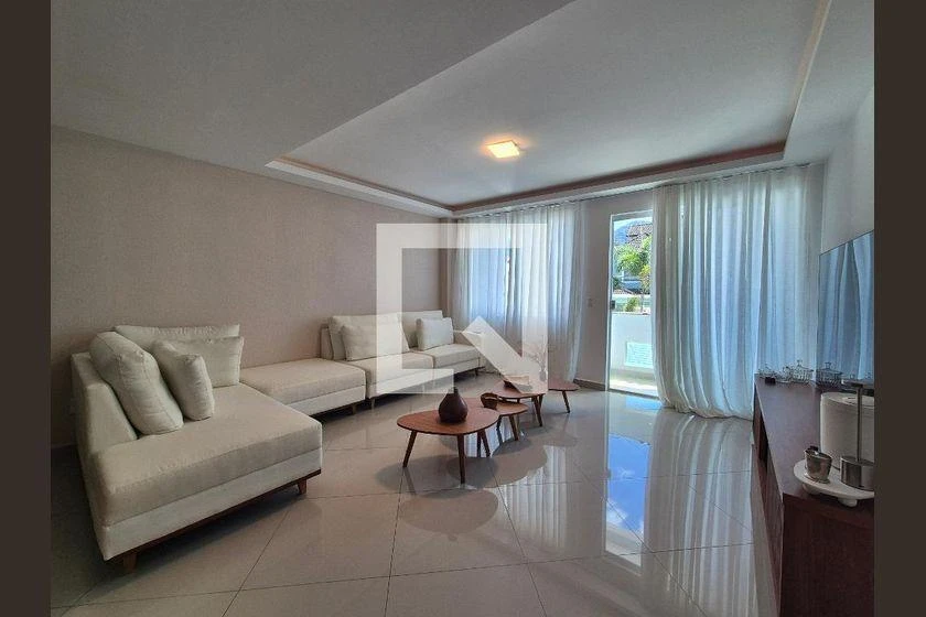 Rentable house with 4 en-suite bedrooms and 320 m² — photo 4