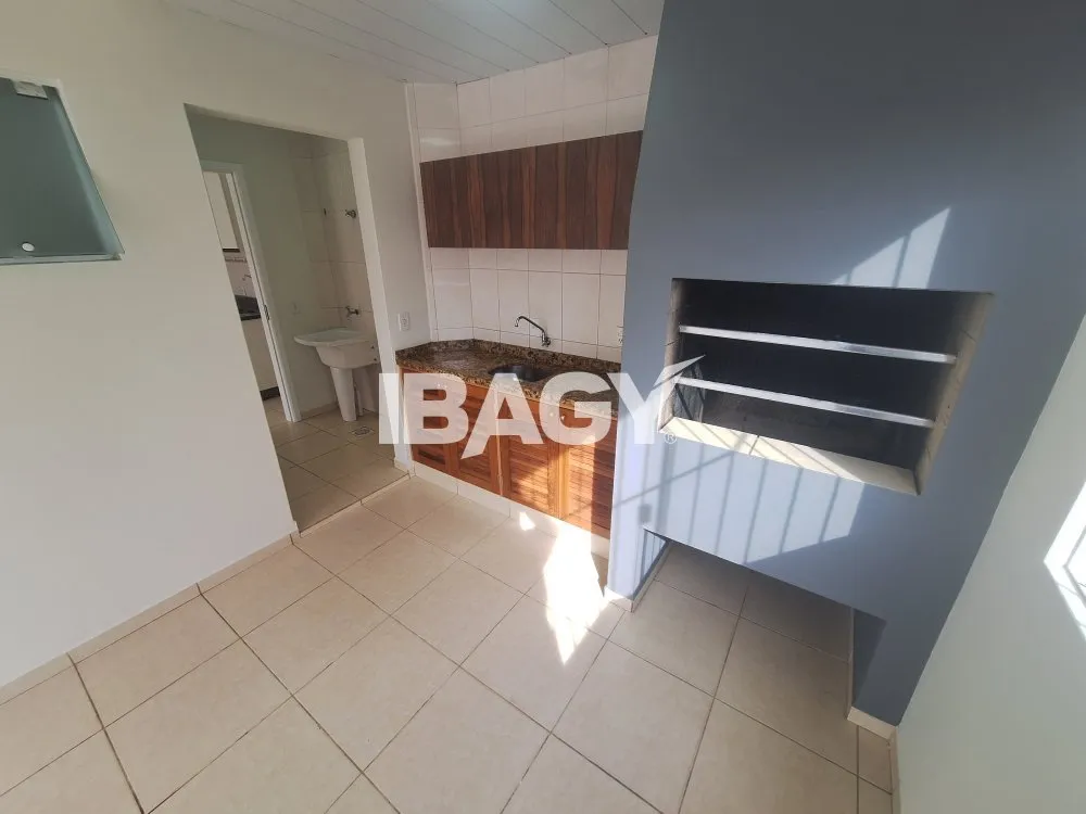 House with 3 bedrooms, 2 parking spaces and balcony grill — photo 14