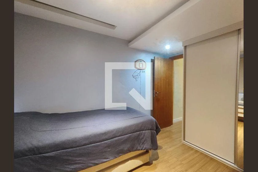 Rental apartment with 4 bedrooms, 360 m² and a balcony — photo 21