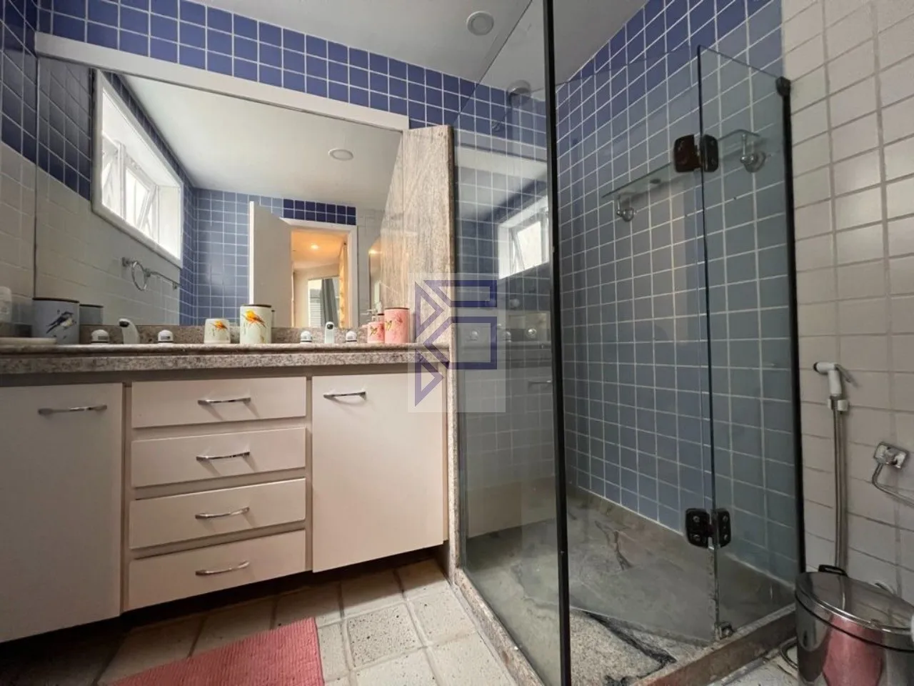 Casa com 5 quartos e 5 banheiros, vaga para 5 carros — photo 7