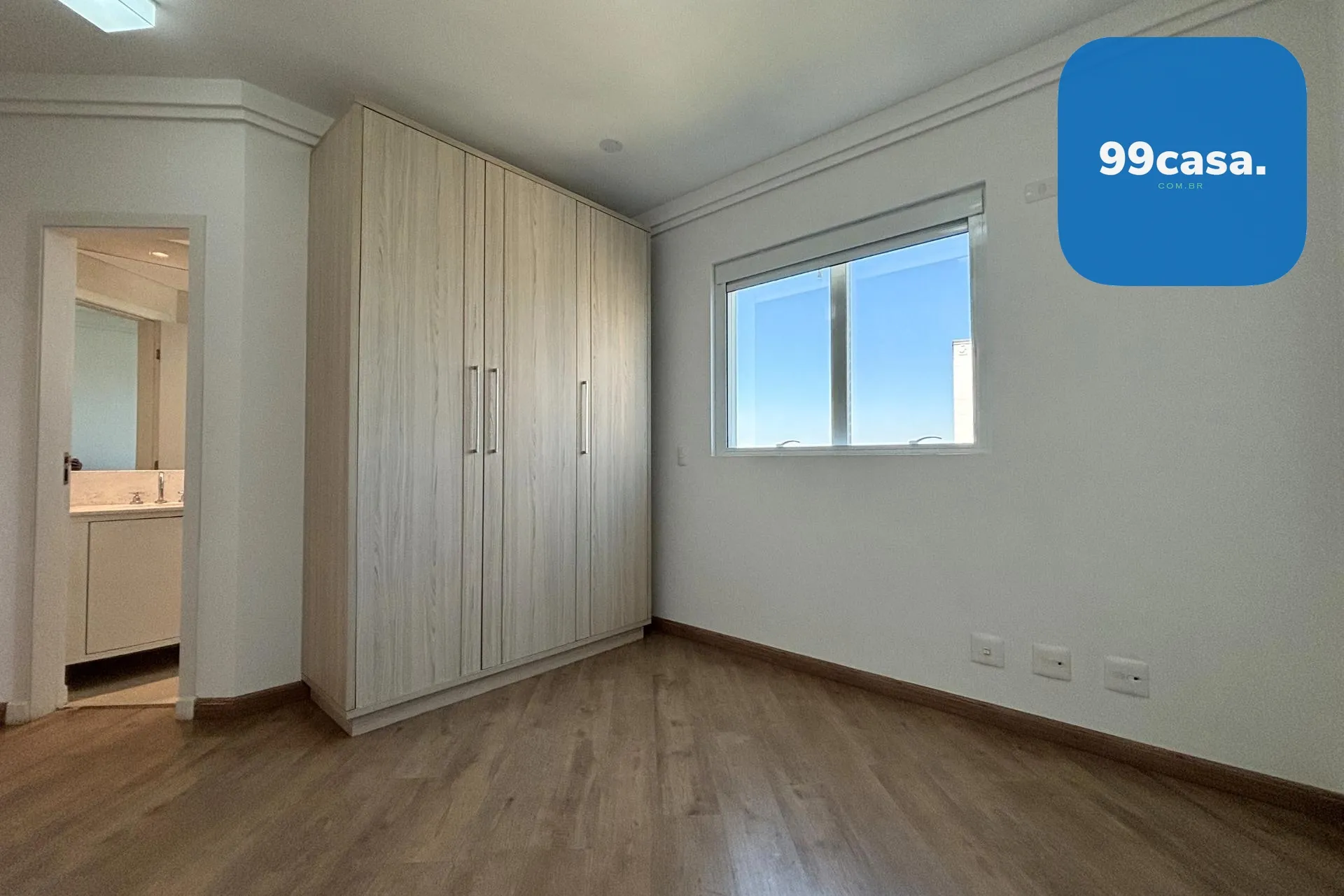 Apartamento de 4 habitaciones y 4 baños con cocina cerrada — photo 21