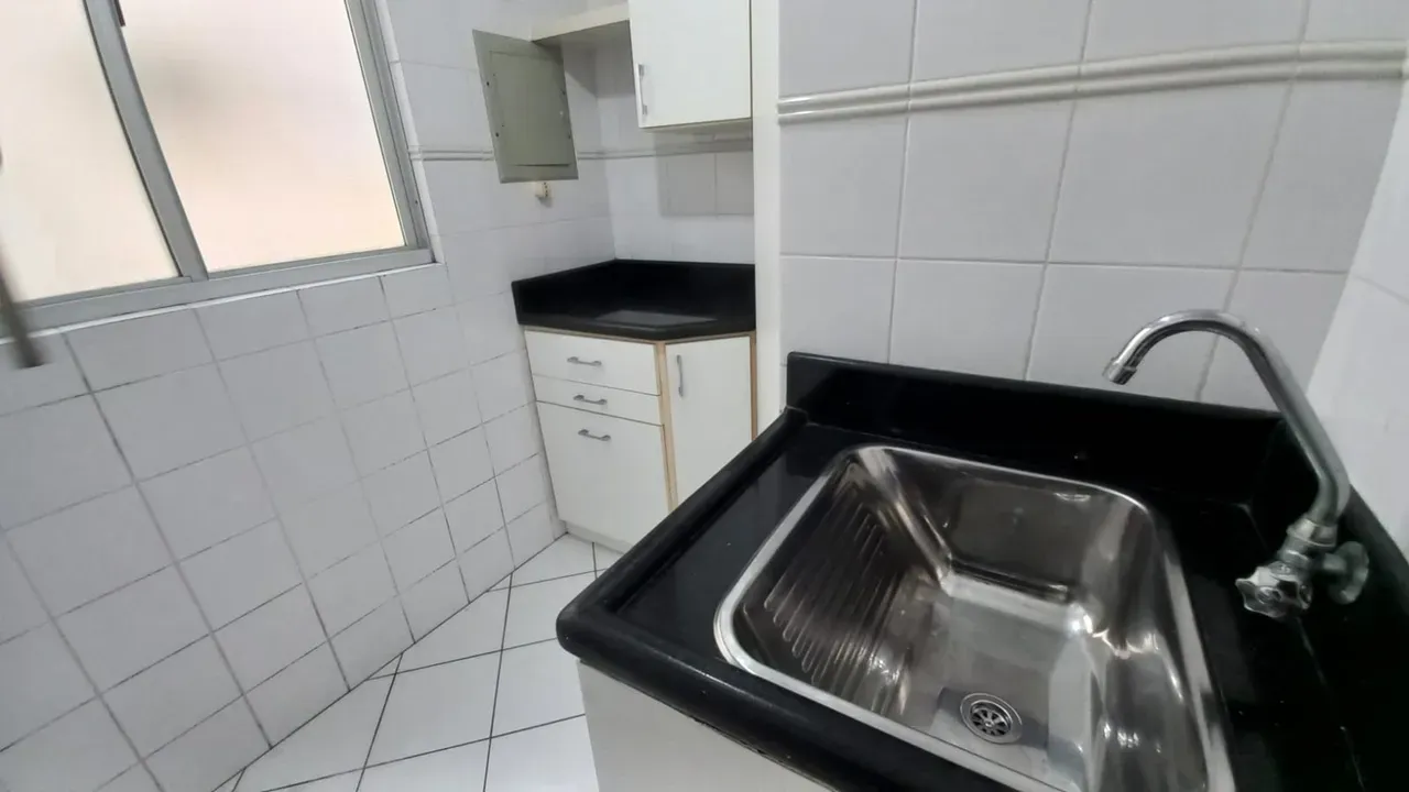 Apartment on the 4th floor with a glass-enclosed balcony — photo 28