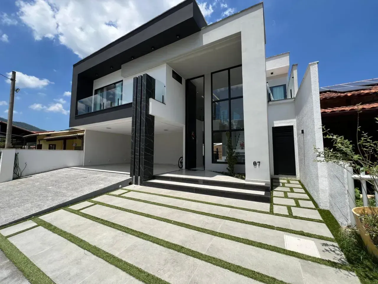 Furnished house with 4 bedrooms and 4 bathrooms — photo 14