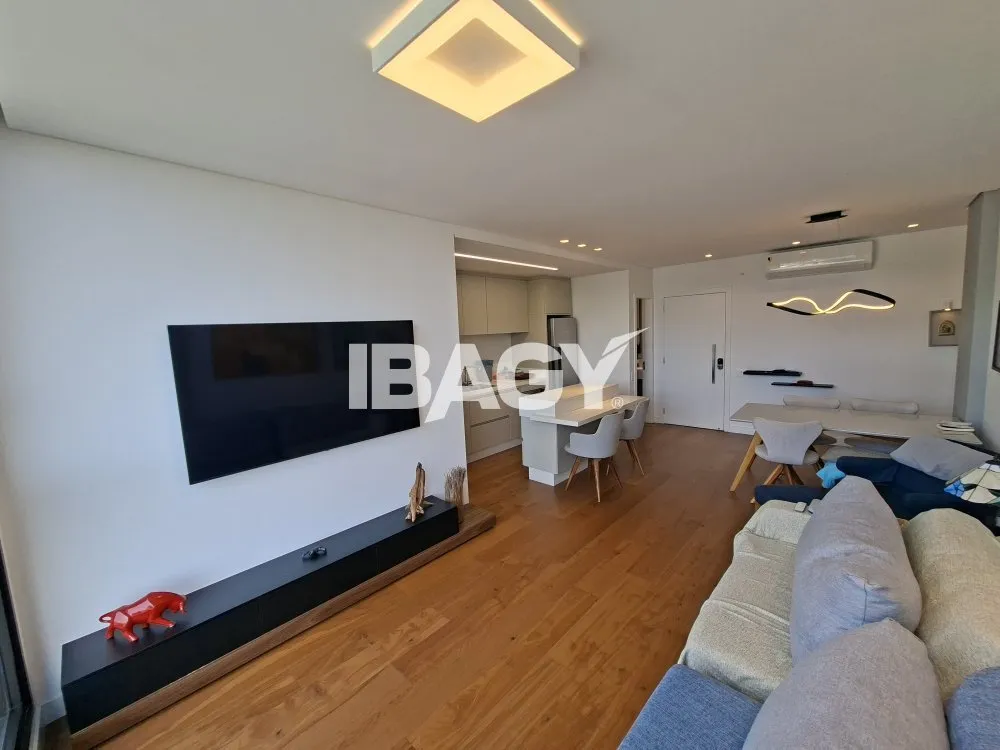 Furnished 2-suite apartment with 117 m² and 3 bathrooms