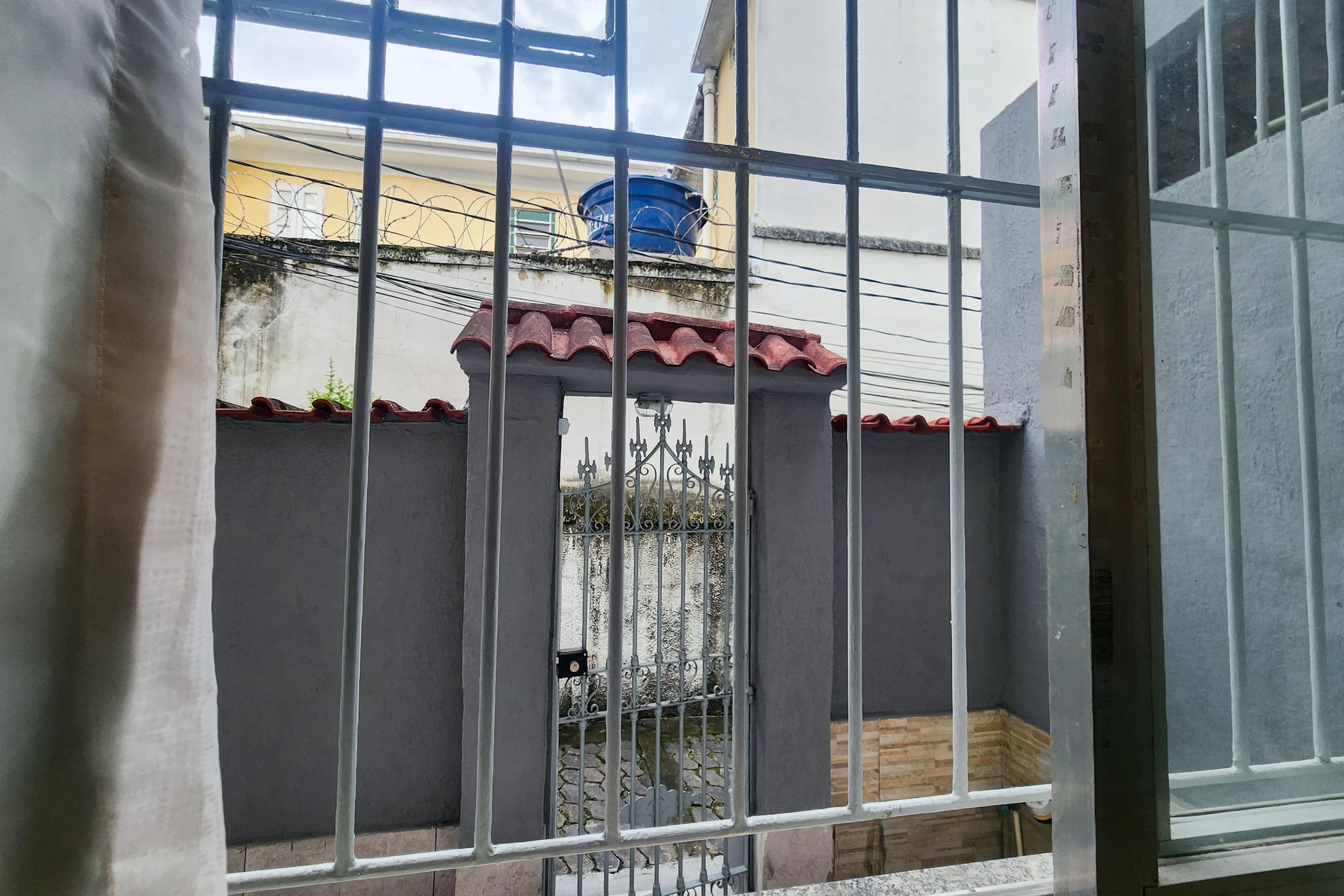 2-bedroom house, 1 with its own bathroom, 98 m² — photo 35