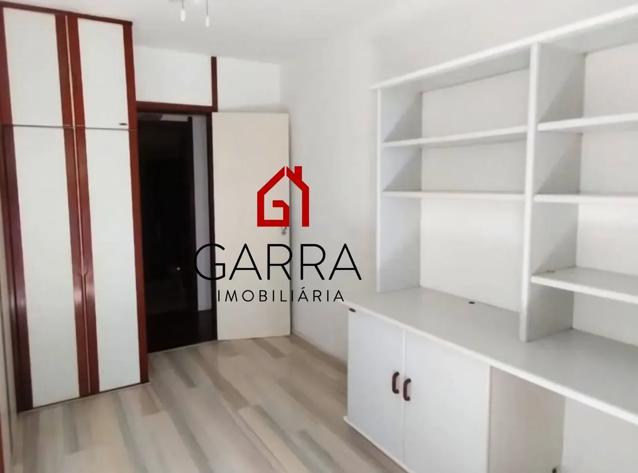 101 m² apartment with 2 bedrooms and 3 bathrooms — photo 3