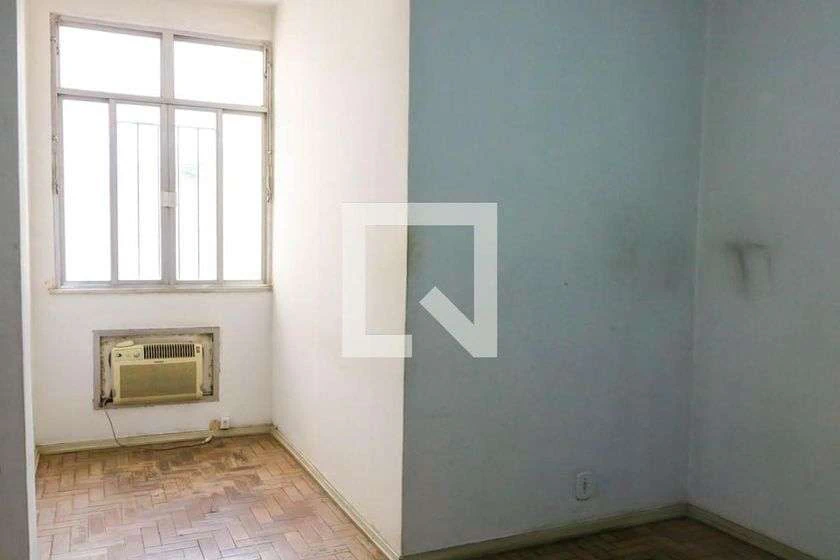 70 m² apartment with 2 bedrooms and a separate kitchen — photo 6