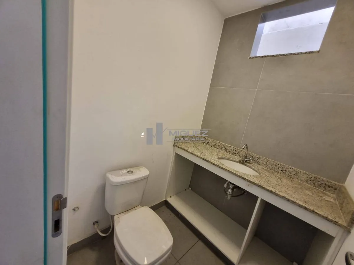 Unfurnished rental house with 1 bedroom and 6 baths 401 m² — photo 48