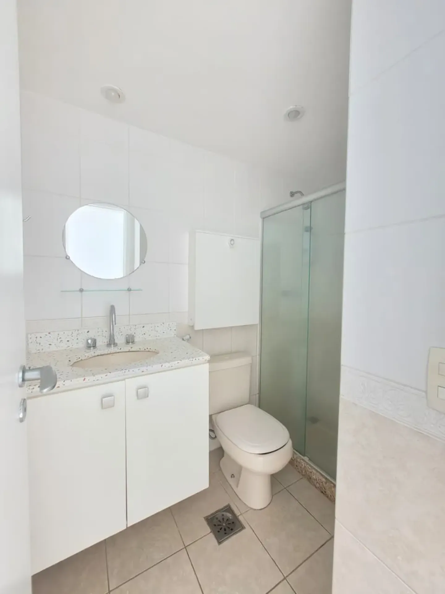 Penthouse with 3 bedrooms and 4 bathrooms, 198 m² — photo 25