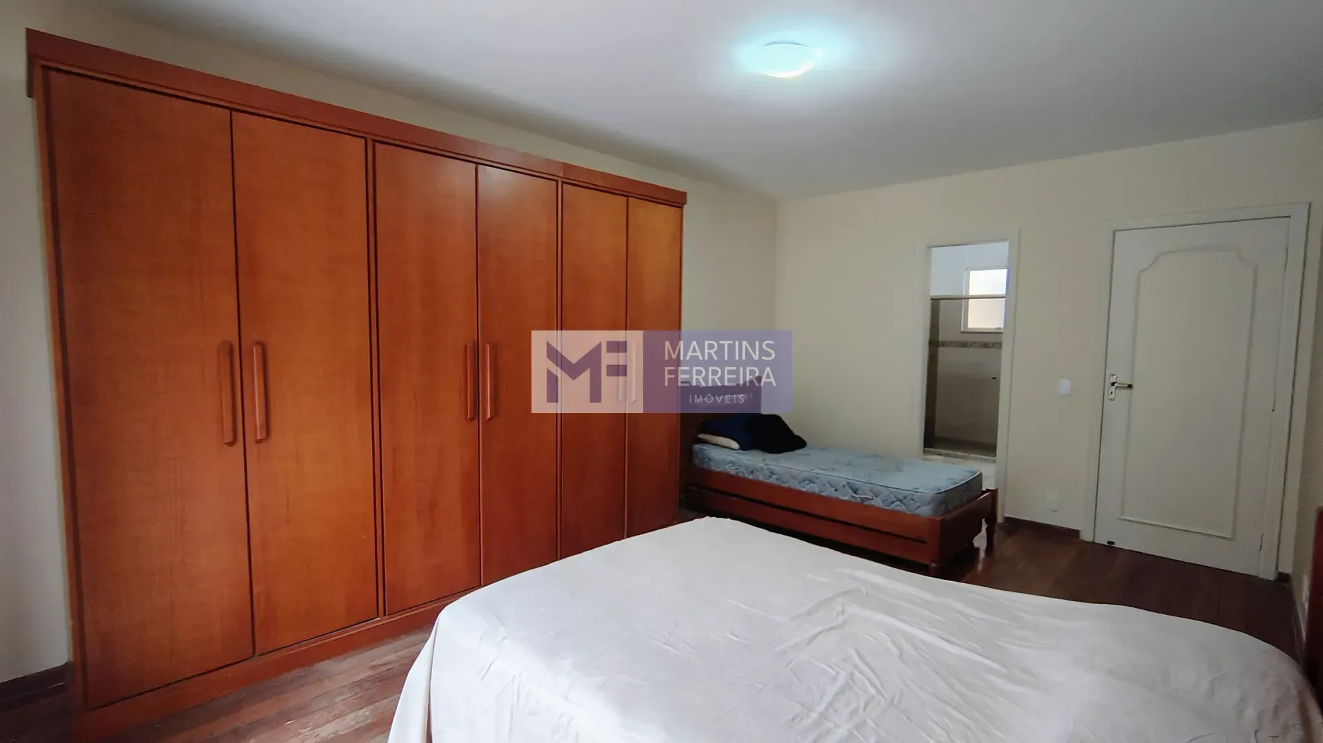 4-bedroom house with a bathtub in Rio de Janeiro — photo 12