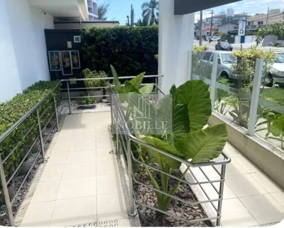 2-bedroom apartment in a building with a pool — photo 25