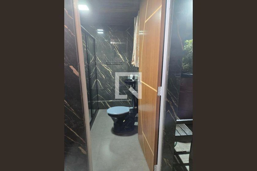 Сдаваемый меблированный дом: 5 спален и 420 м² — photo 46