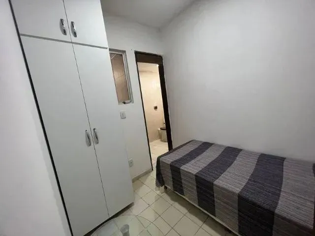 Furnished 3-bedroom apartment with 2 en-suite bathrooms — photo 10