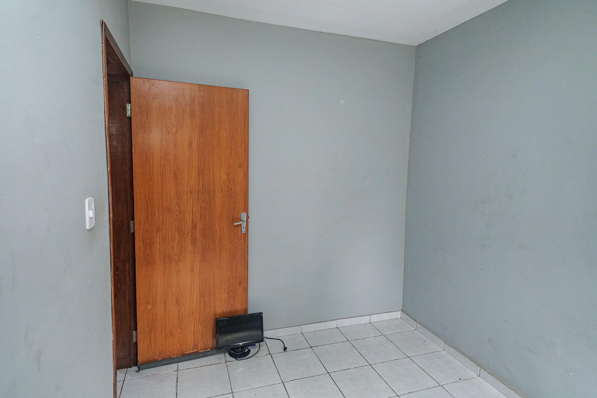 Unfurnished 2-bedroom apartment with 1 bathroom — photo 14