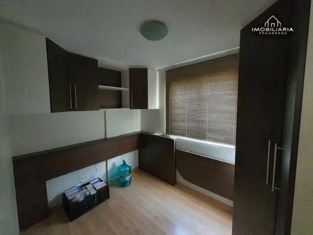Home office in a 2-bedroom apartment, 49 m² — photo 4