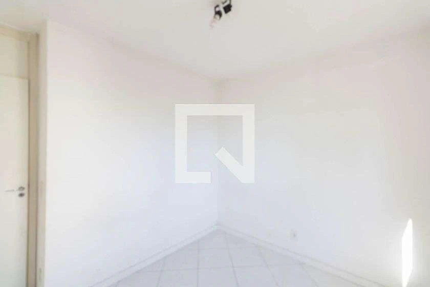 Apartamento de 2 quartos com varanda e vaga — photo 9