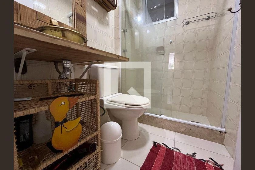 Furnished apartment, 86 m², with a glass-enclosed balcony — photo 42