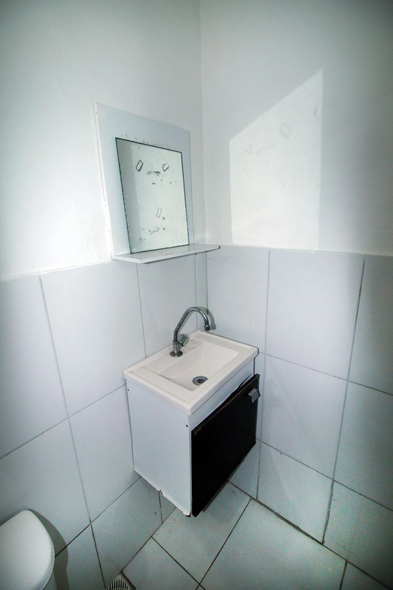 Unfurnished studio with 1 bedroom and a gas stove — photo 7