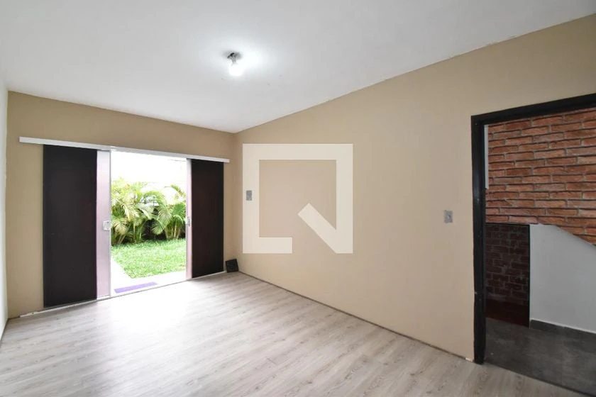 3-bedroom house with a home office — photo 8