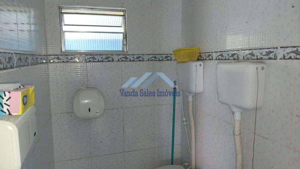 Casa de 4 quartos com 540 m² e varanda — photo 28