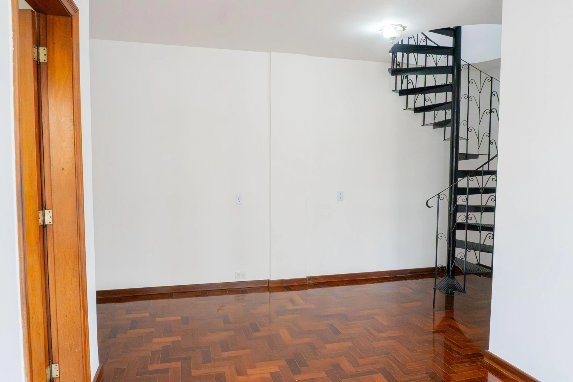 3 quartos e vista para as montanhas: apartamento de 120 m² — photo 47