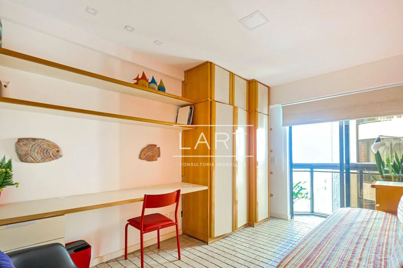 Furnished 2-bedroom apartment with 2 bathrooms — photo 10