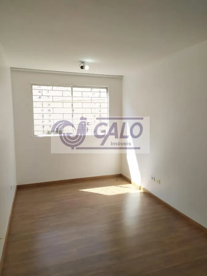 Wood or laminate floors in a 2-bedroom apartment, 51 m² — photo 11