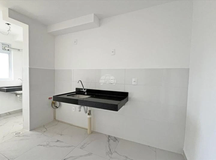 2-bedroom apartment with living room and 1 parking space — photo 6