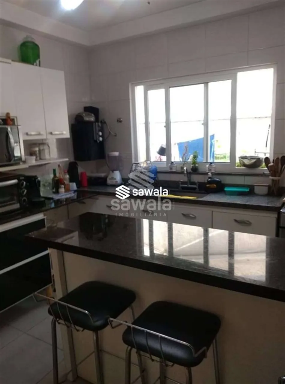 Casa mobiliada com 3 quartos e 4 banheiros, 250 m² — photo 6