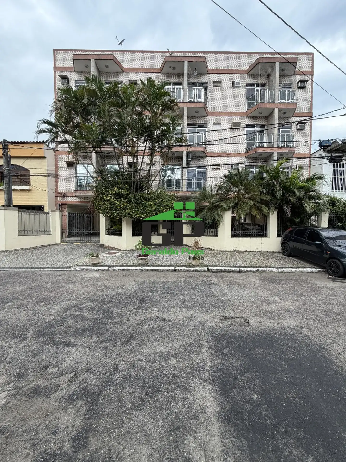 3-bedroom apartment with a washing machine — photo 14
