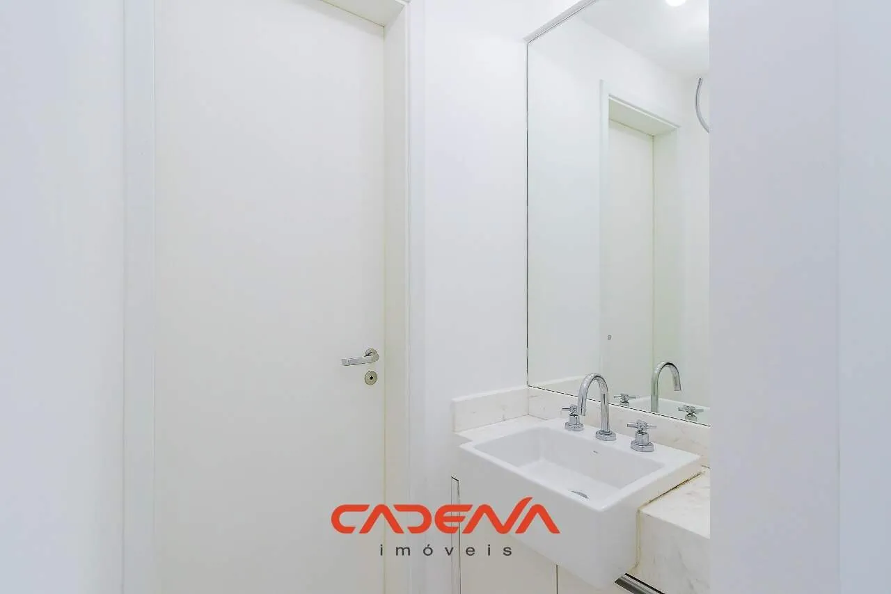 Studio mobiliado de 34 m² com sacada e cozinha americana — photo 17