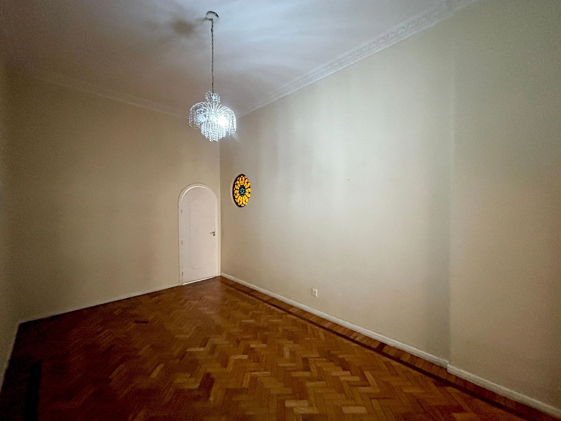 3-bedroom apartment with 2 bathrooms — photo 3