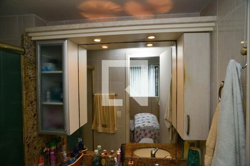 3-bedroom apartment in a building with a gym — photo 37