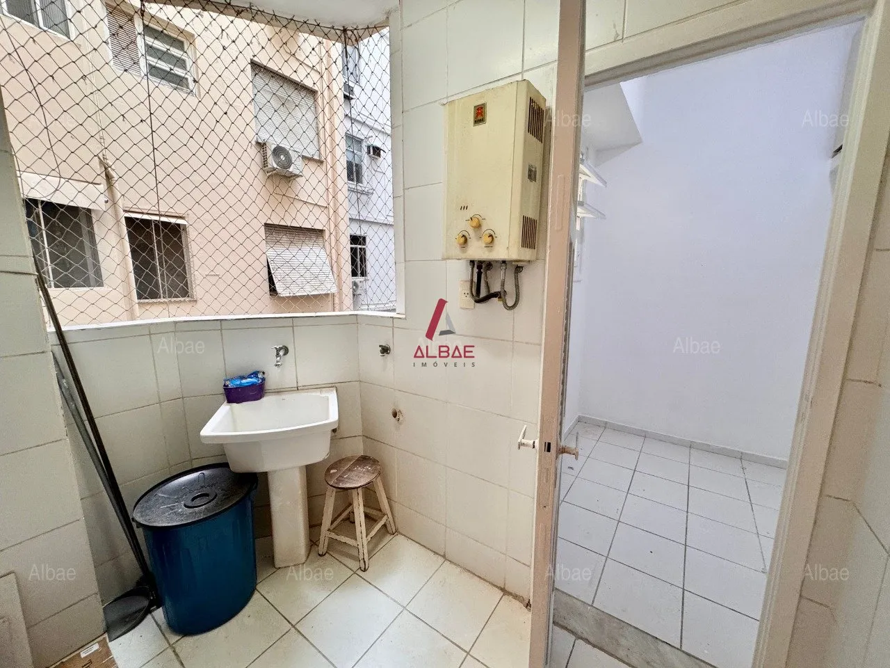 Apartment, 90 m², with wood or laminate floors — photo 21