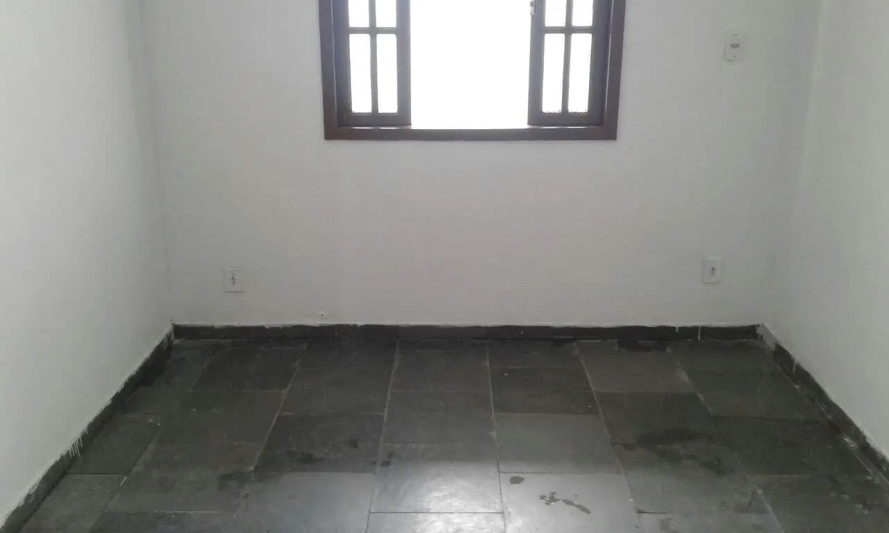 Rental house with 2 bedrooms and 1 bathroom — photo 6