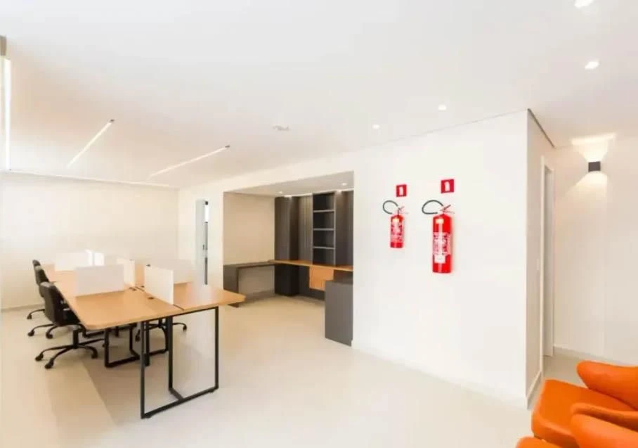 2-bedroom apartment with a home office in Curitiba — photo 10