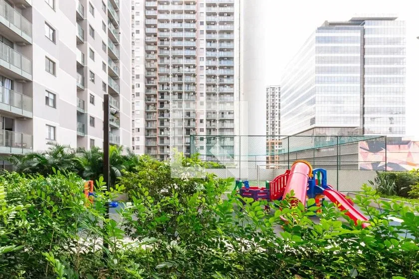 Garden-style apartment with 2 bedrooms and a balcony — photo 3