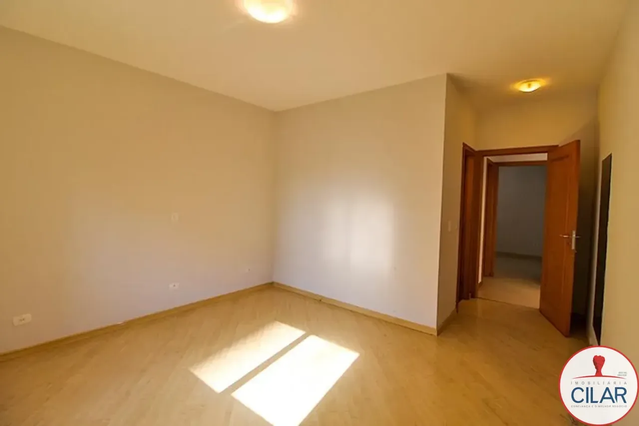 Unfurnished 2-bedroom apartment with 135.20 m² — photo 7