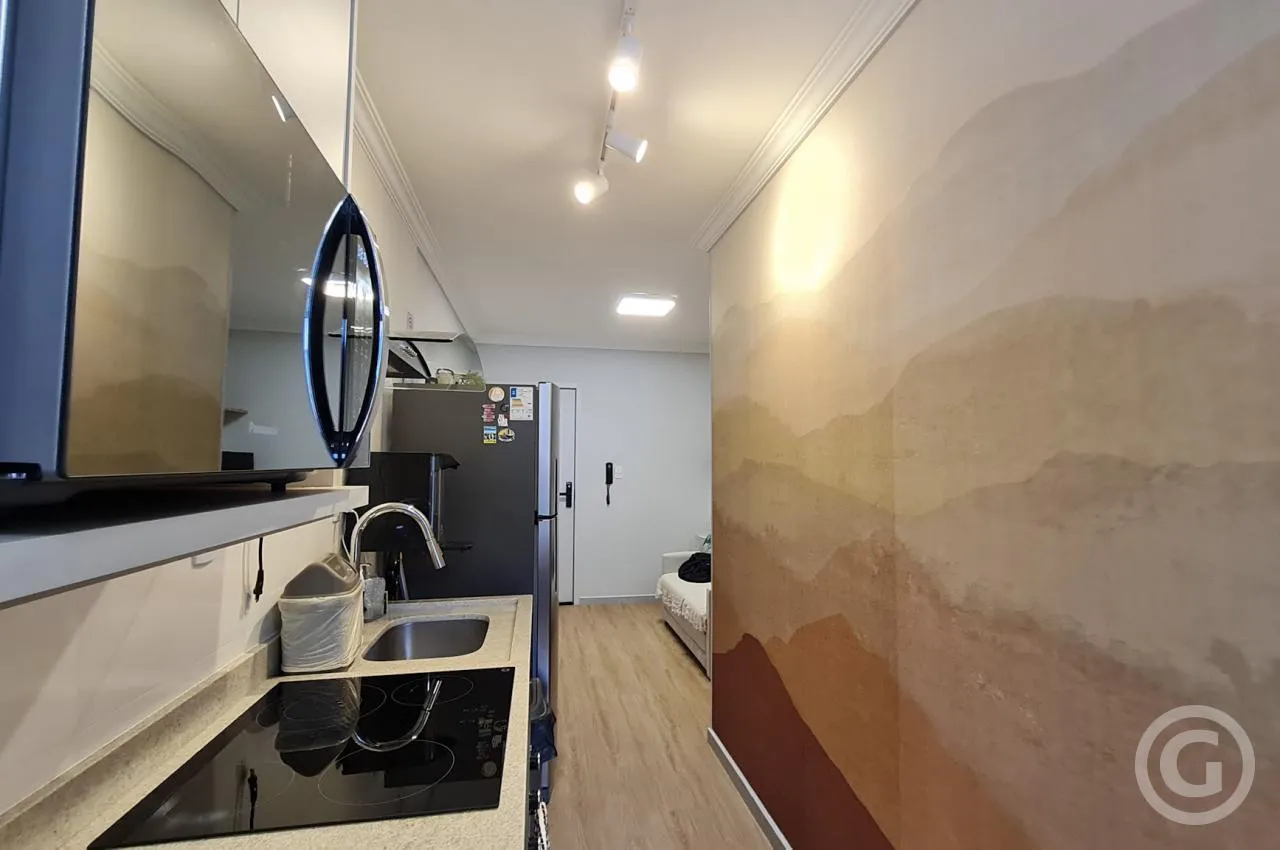 Furnished 1-bedroom apartment with open-plan kitchen — photo 6