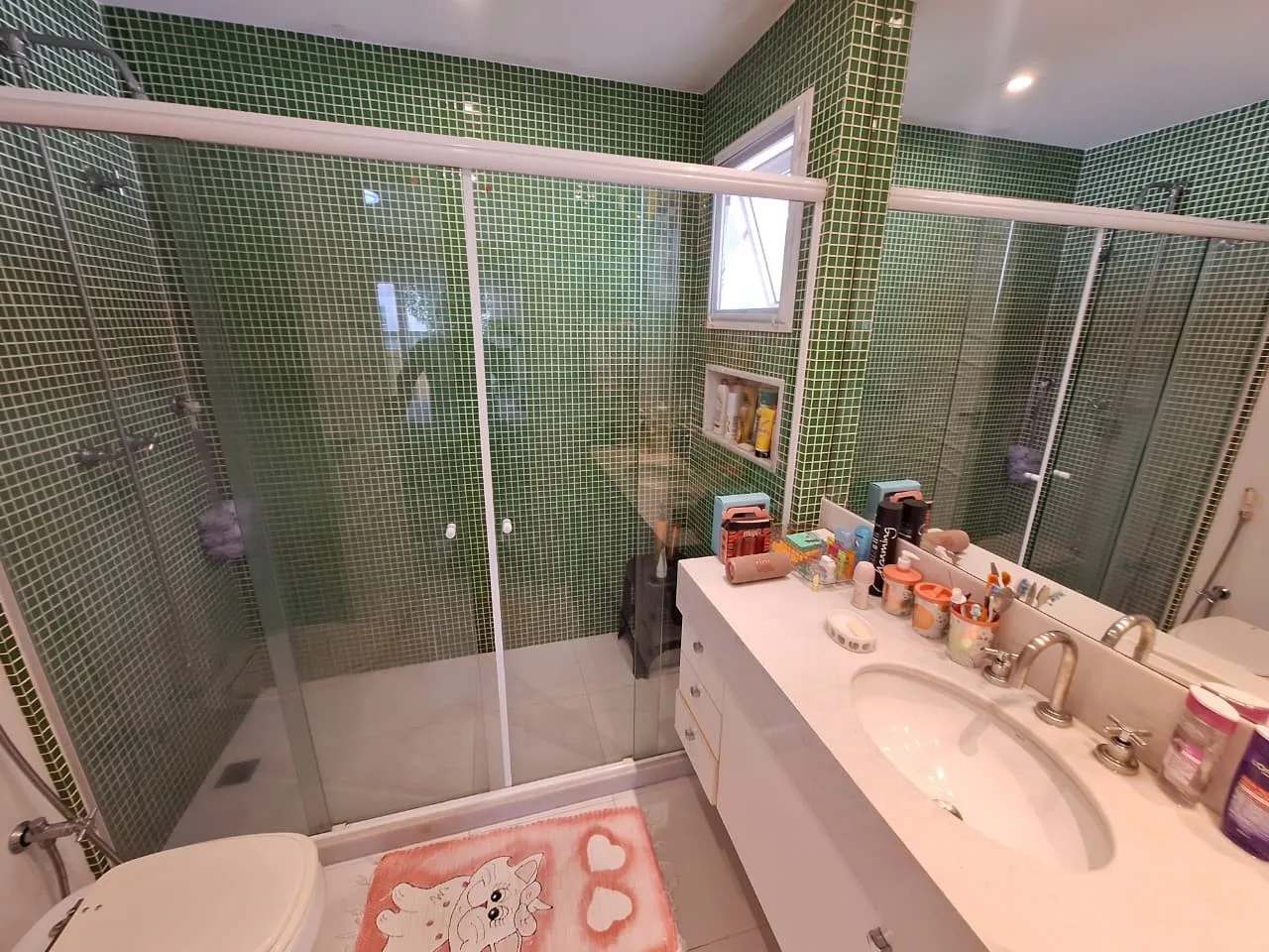 Furnished house with 4 bedrooms and 5 bathrooms — photo 50