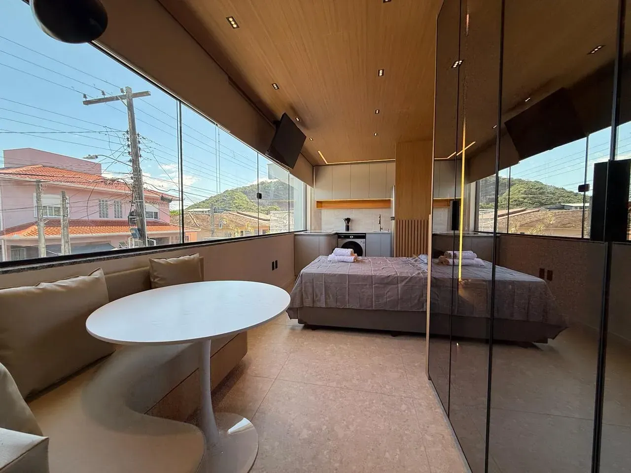 Studio with 1 bedroom, 1 bathroom and parking — photo 4