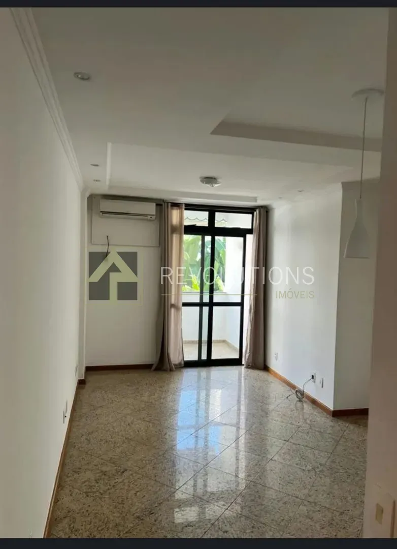 3-bedroom apartment in a building with a sauna