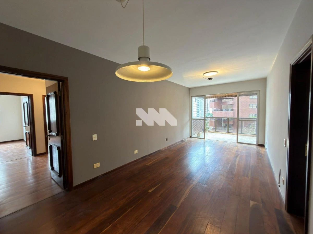 Rental apartment with a closed kitchen and gas stove — photo 30