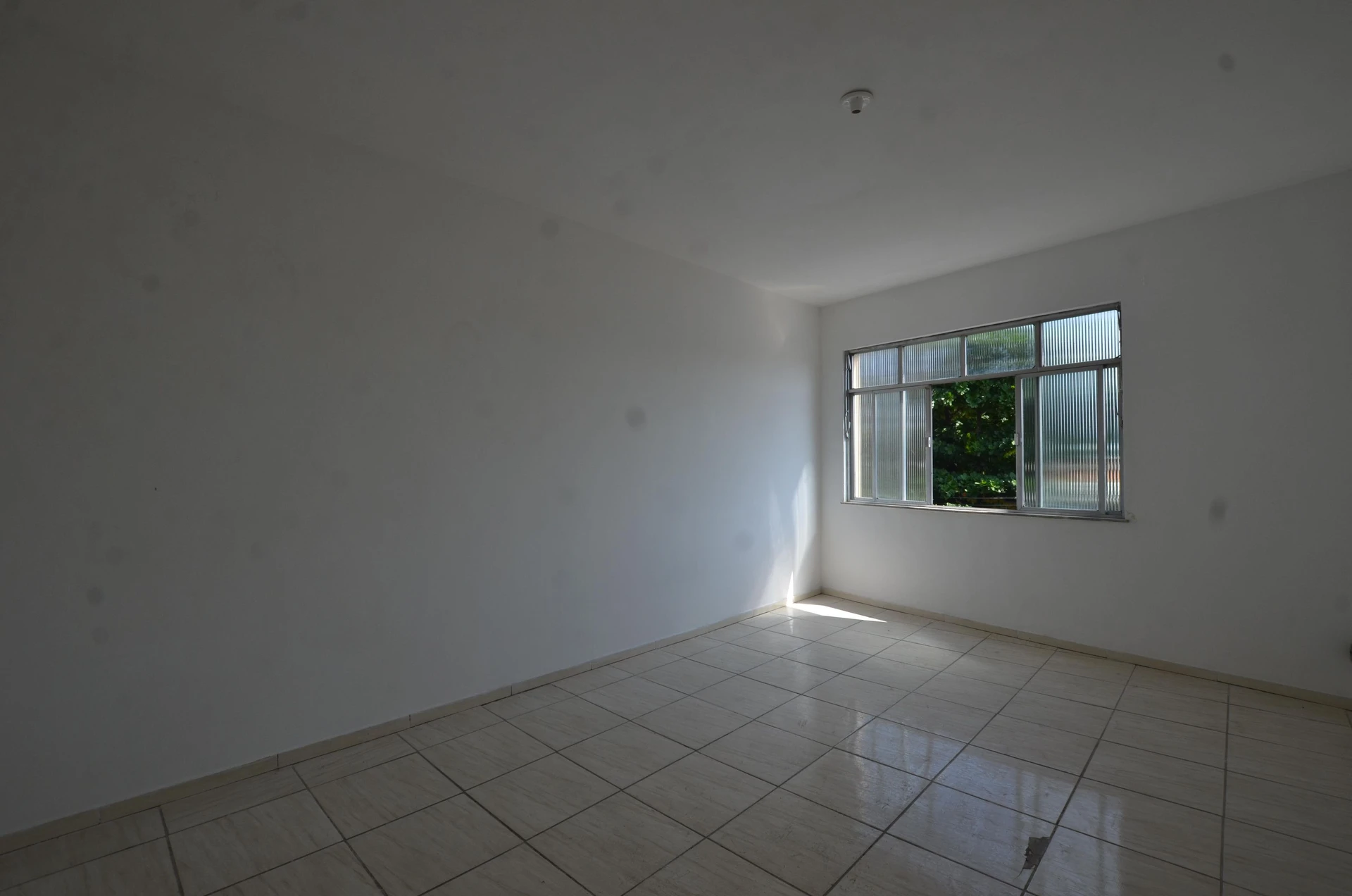 Unfurnished rental apartment with 2 bedrooms — photo 28