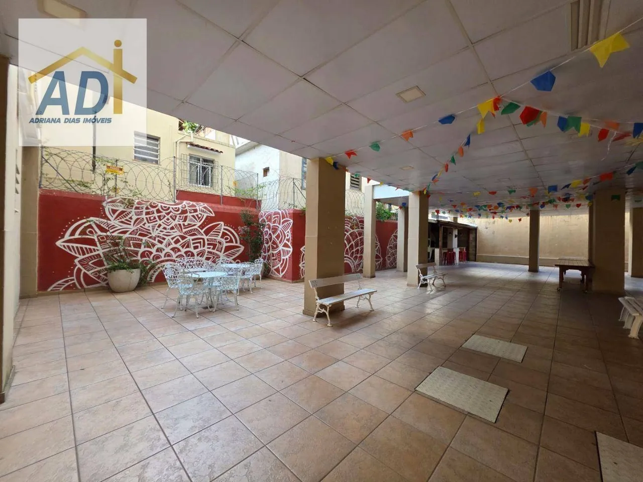 Apartamento compacto com 1 dormitório e cantinho de cozinha — photo 18