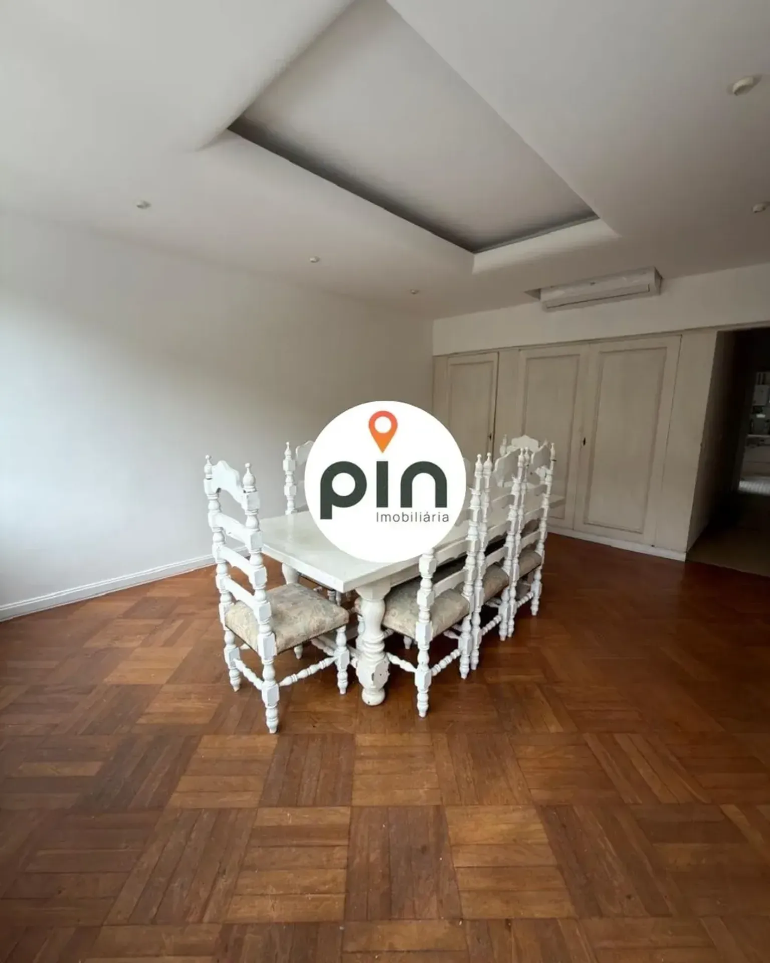 Apartamento para locação com 4 quartos e piso de madeira — photo 30