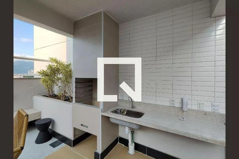 Washing machine in a one-bedroom apartment, 32 m² — photo 2