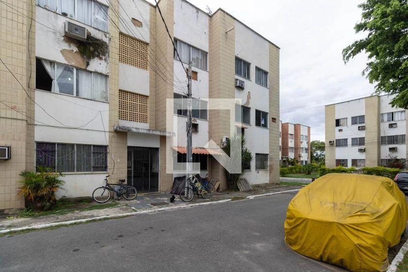 2-bedroom apartment in a building with a gym — photo 4