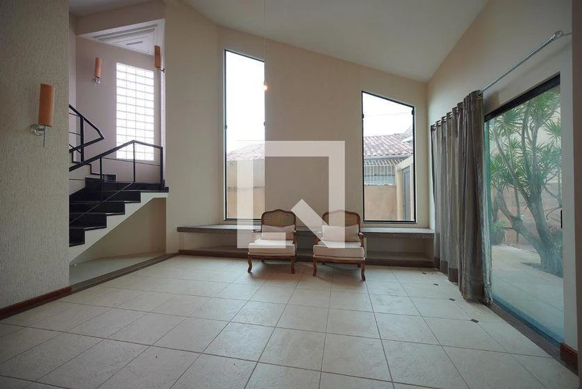 3 quartos e vista para a água: casa de 407 m² — photo 14