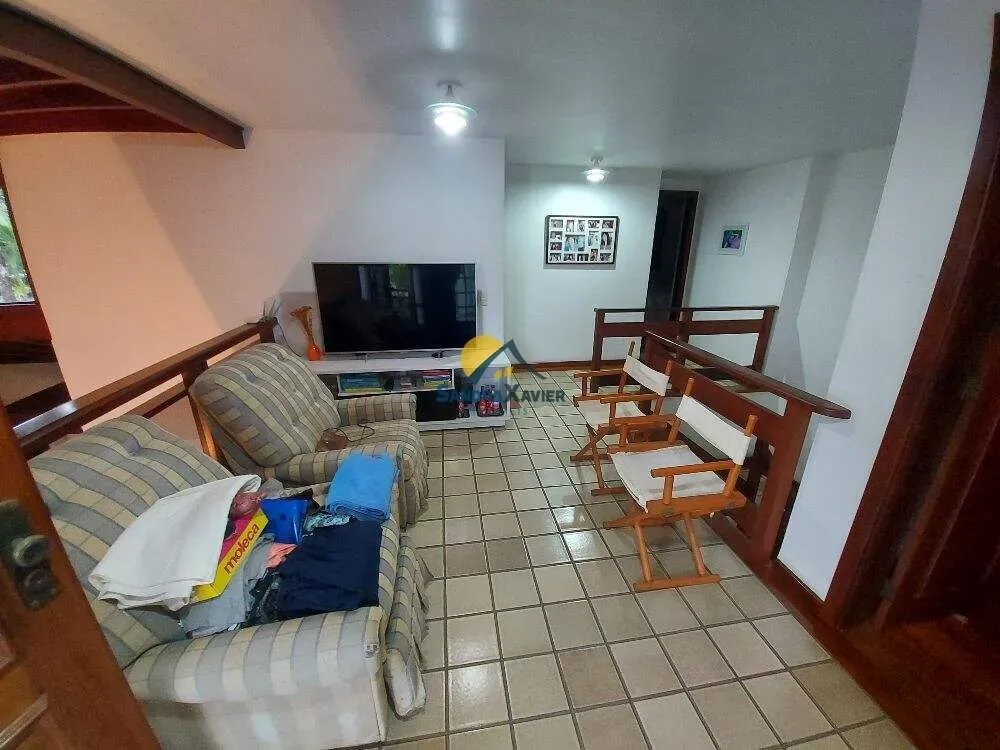 House with 4 bedrooms and 5 bathrooms for rent — photo 25